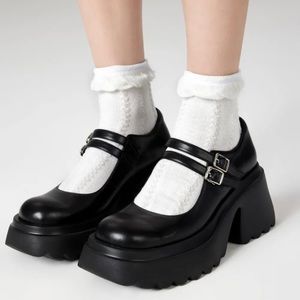 Chunky Heeled Mary Jane Shoes- Black